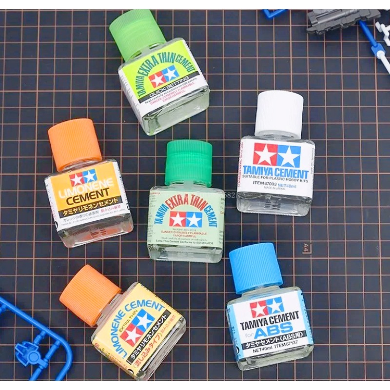 Colle de modelage 40 ml 87003/ - Tamiya Model Paint Set avis et prix